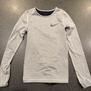 Nike Youth Dri Fit  Pro Warm LS Size Small